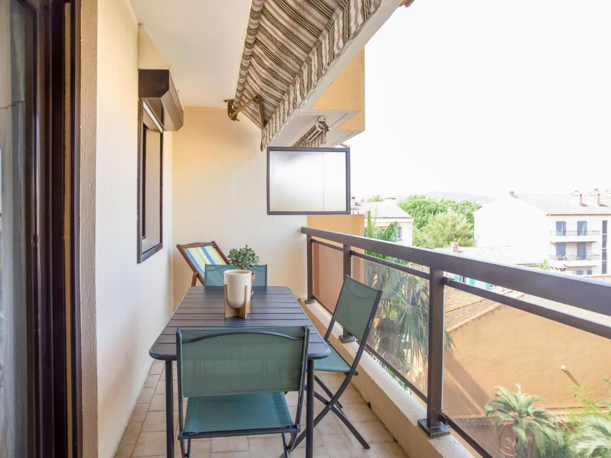 Apartment Saint James-13 By Interhome Le Lavandou Exterior foto